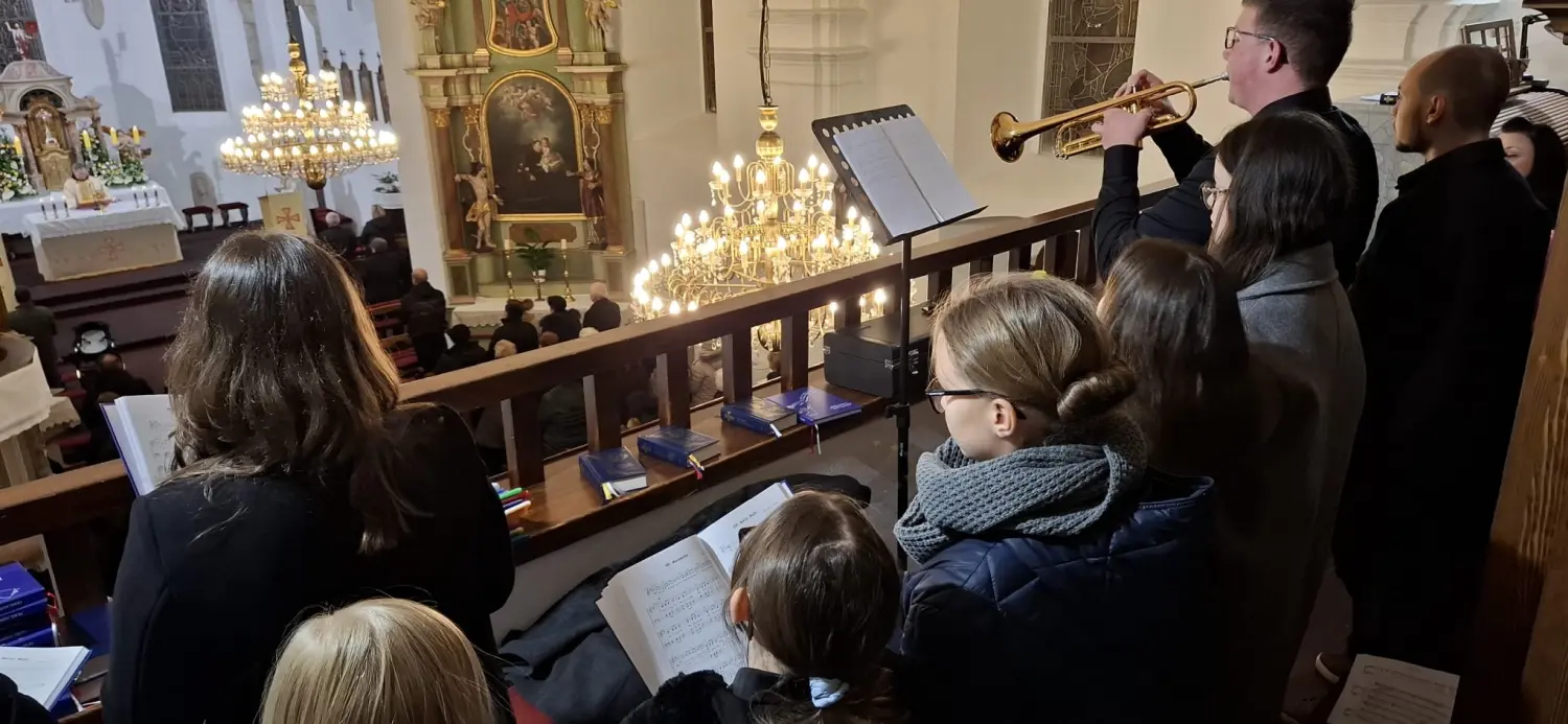 477493816_1047405450758521_1152854218154425798_n