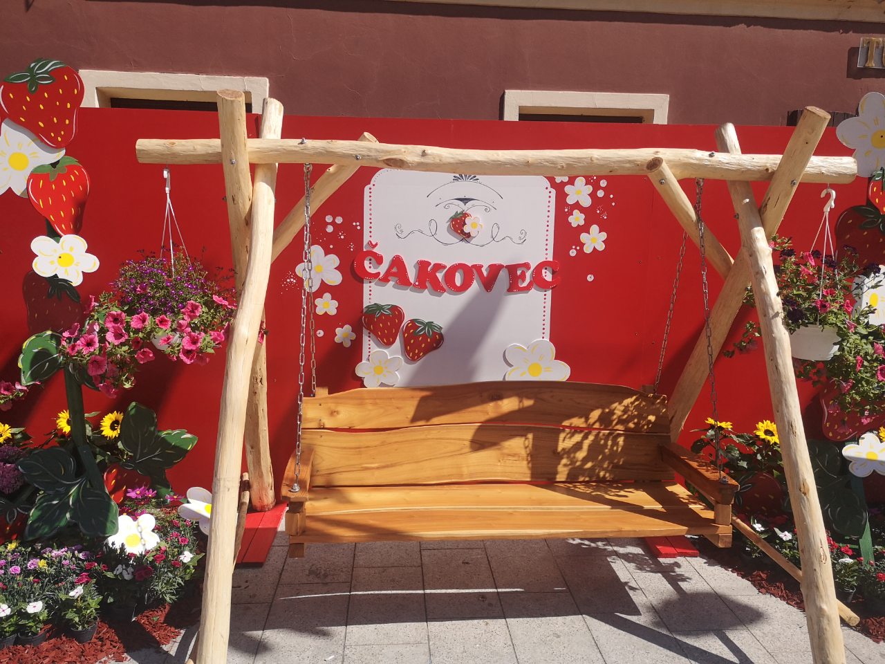Festival cvijeća, jagoda i tradicije u Čakovcu