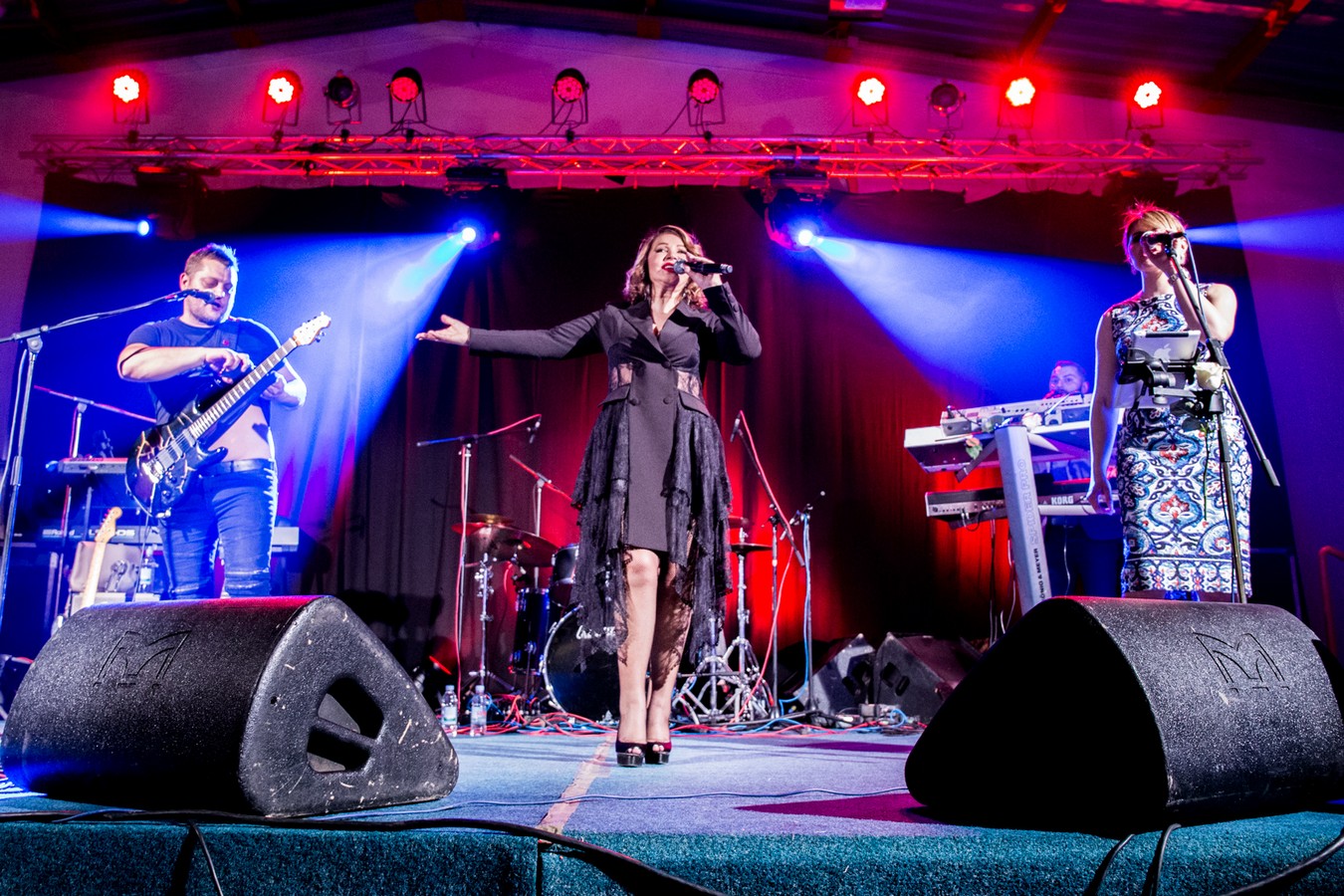 VIDEO I FOTO Neda Ukraden u Nedelišću okupila fanove svih generacija