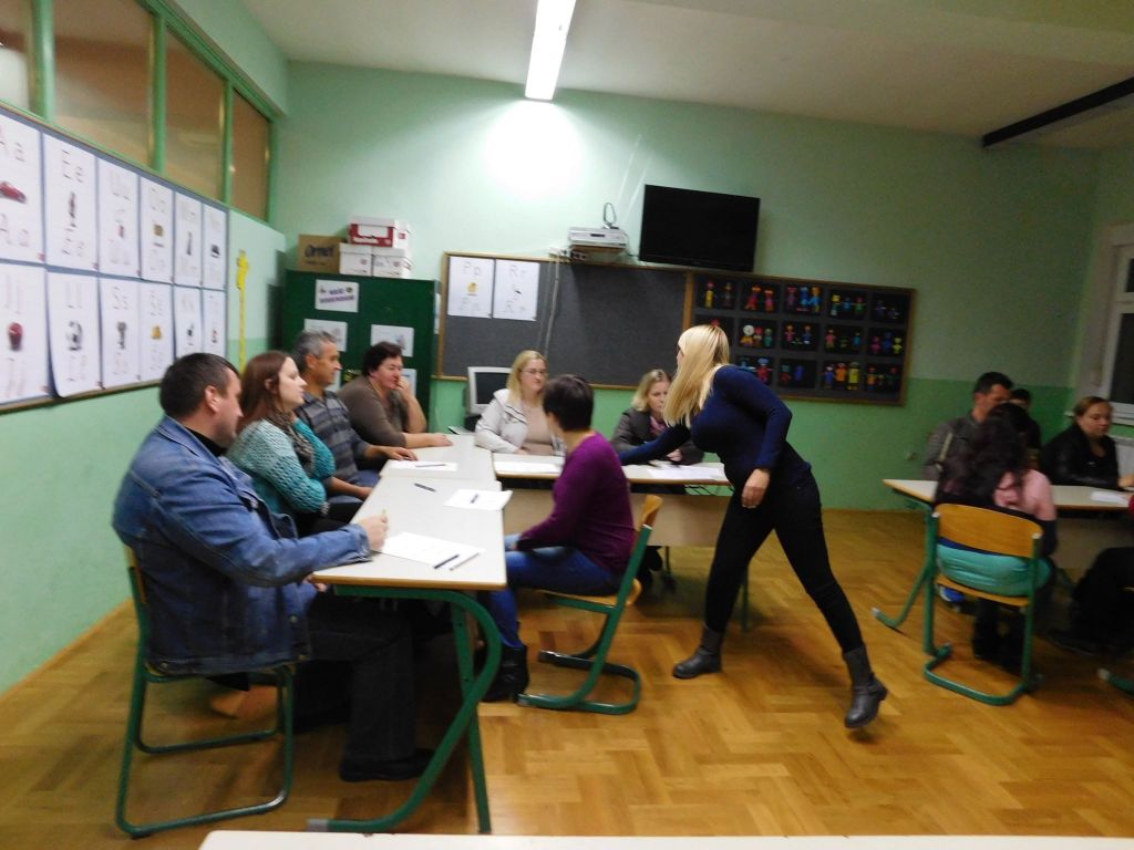 1233369492284679778483111711417