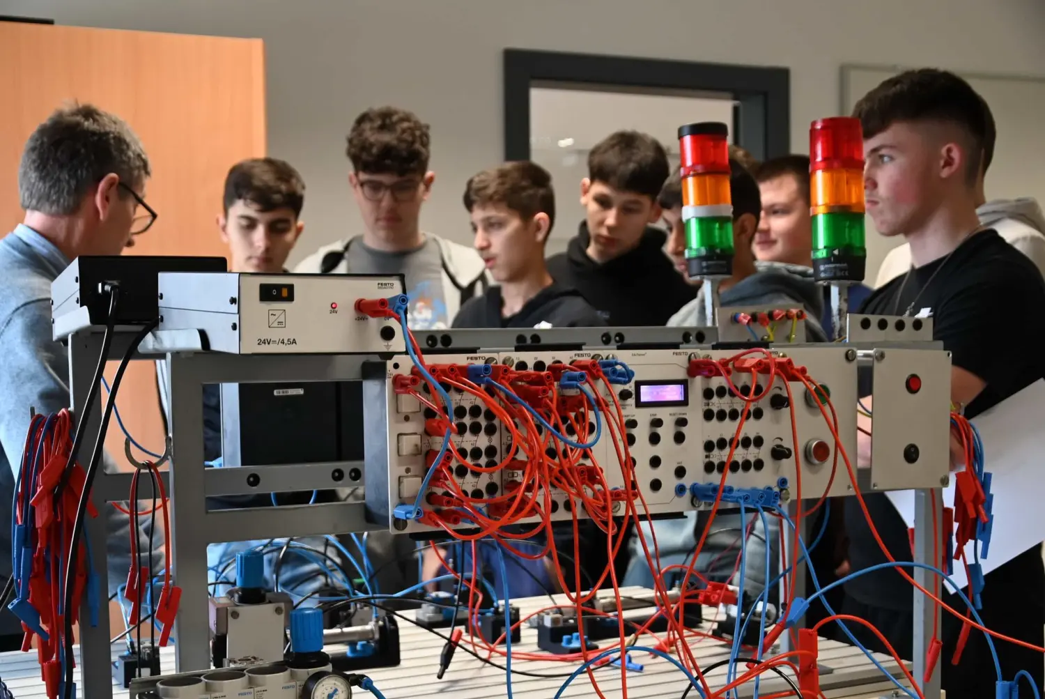 480716105_1247780704029640_5944271370564889598_n