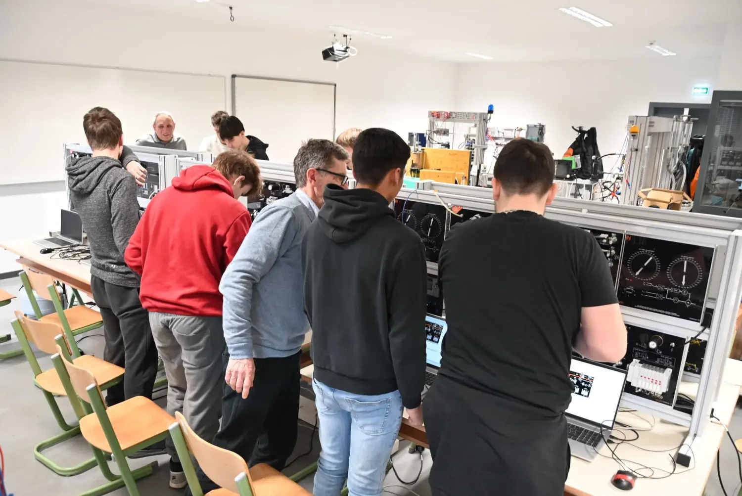 480964145_1247781740696203_6518411155160949454_n