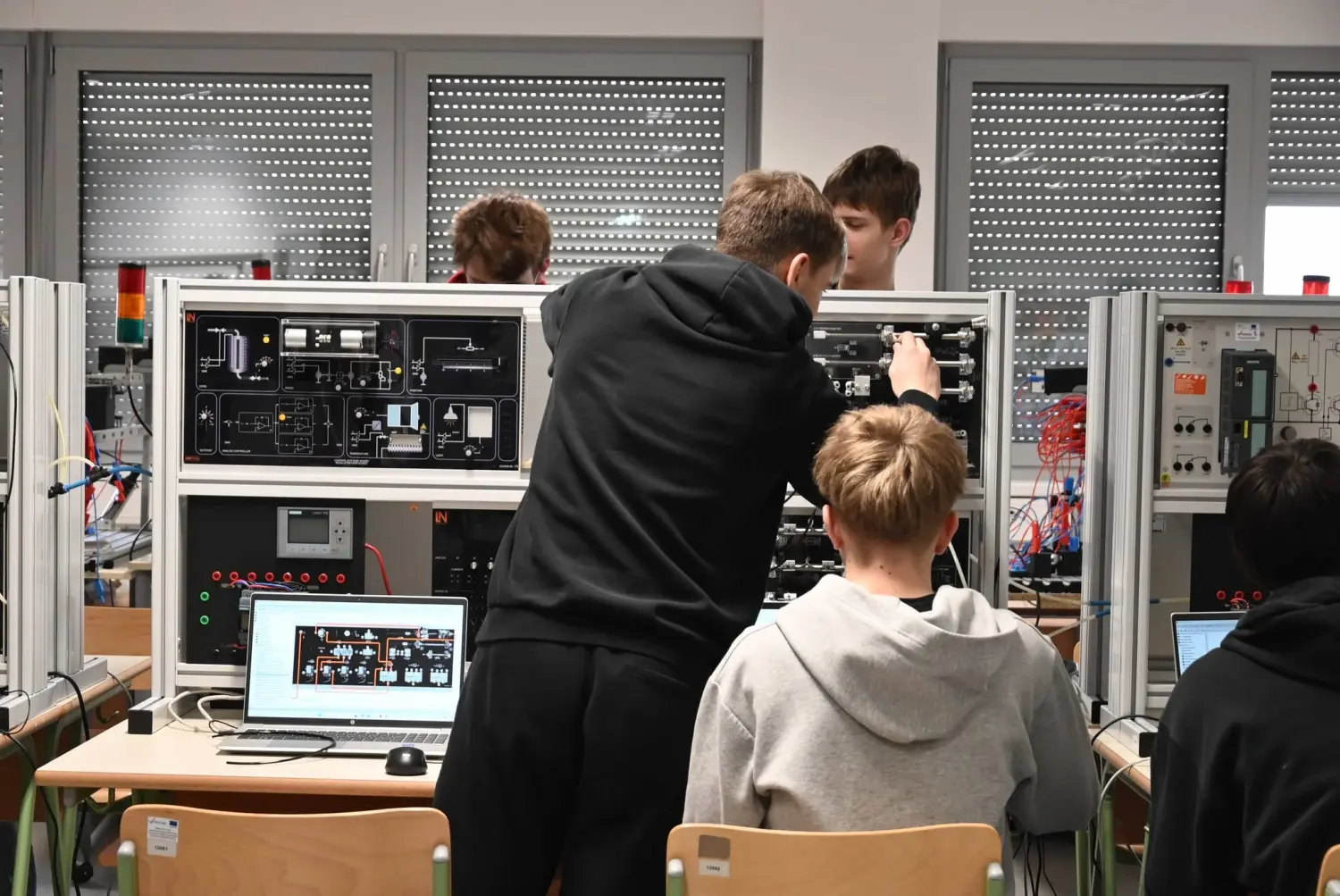 481262083_1247780860696291_3792955436930136232_n