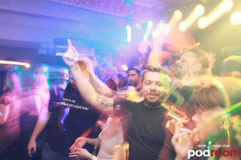 slika0014 Podroom (Srijeda, 18.4.2012) slika0014 Podroom (Srijeda, 18.4.2012)