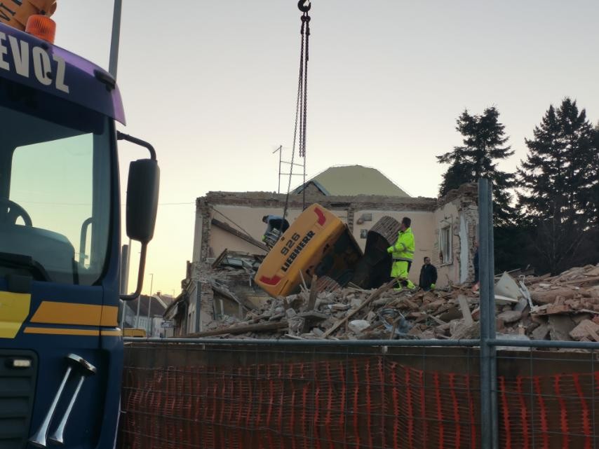 ČAKOVEC U tijeku je izvlačenje bagera