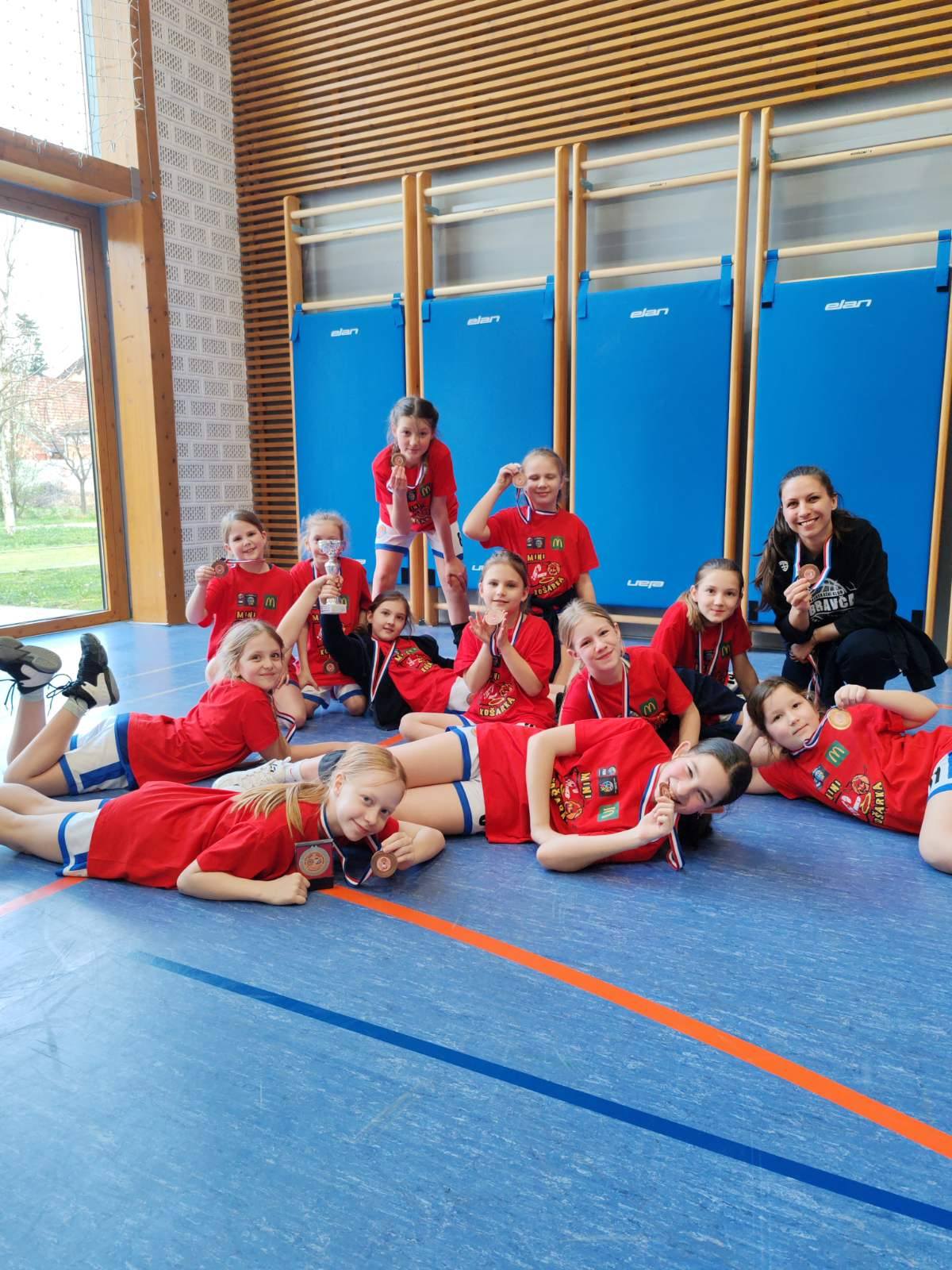 488496502_1343103980056344_5004446792643465006_n 488496502_1343103980056344_5004446792643465006_n