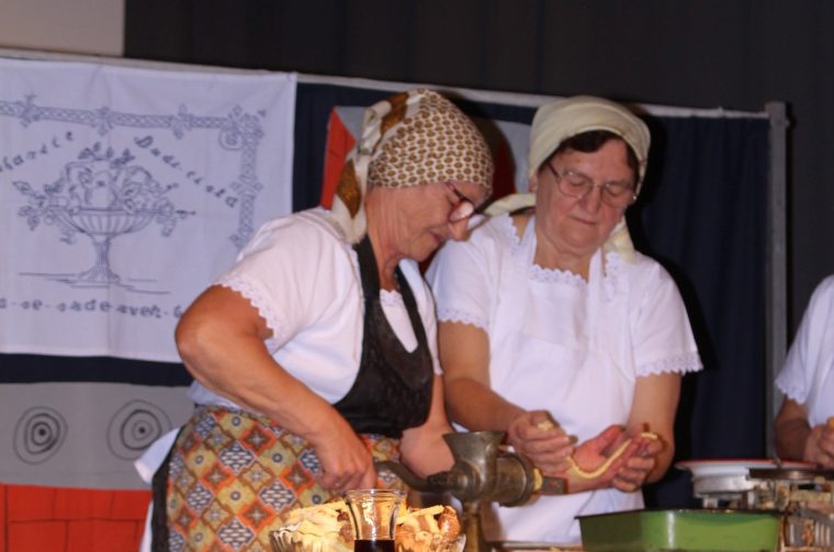 488682265_1247613560187786_7398132519556078438_n 22