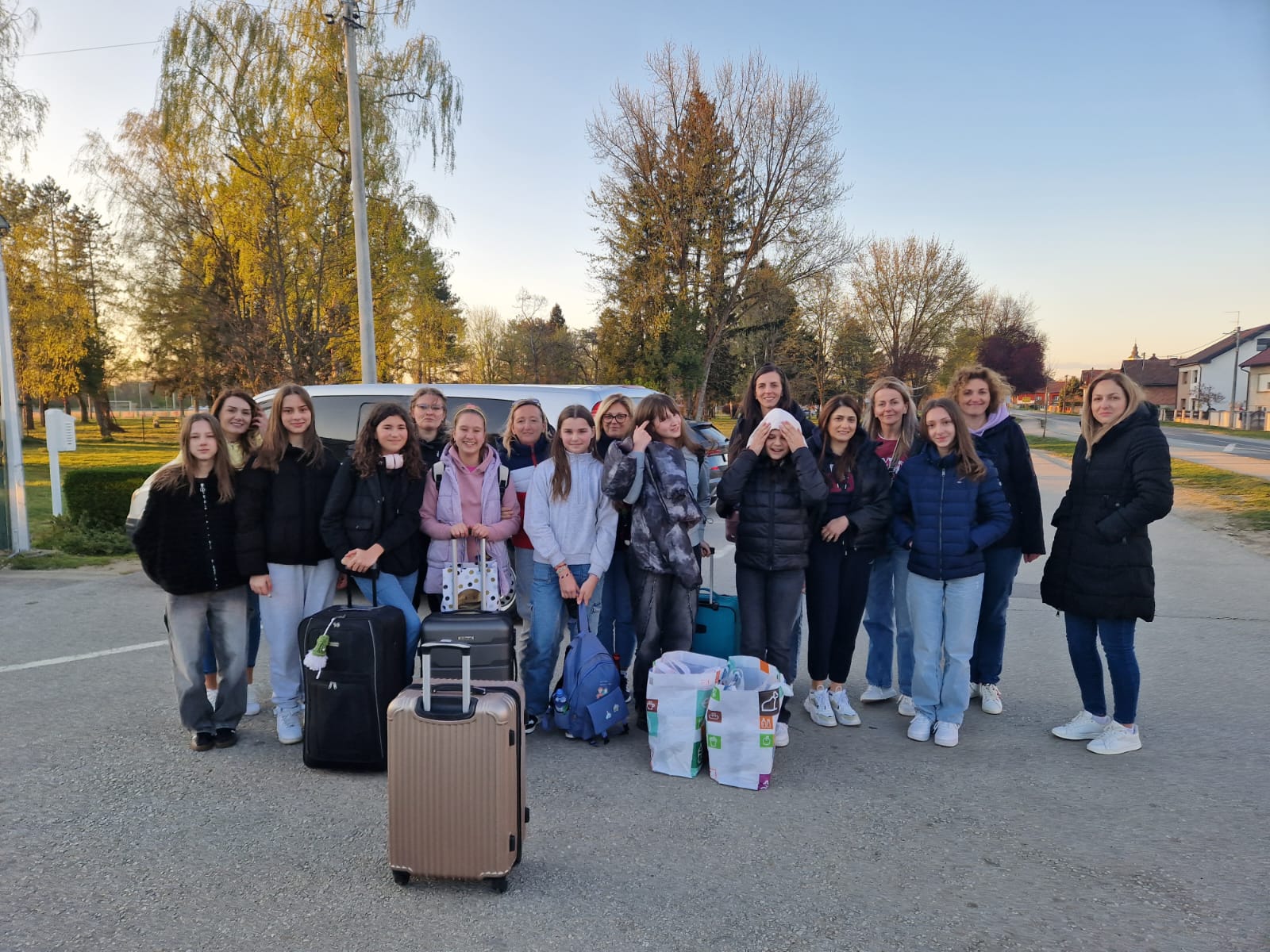 489453812_647787358143397_2255907005057638496_n 489453812_647787358143397_2255907005057638496_n