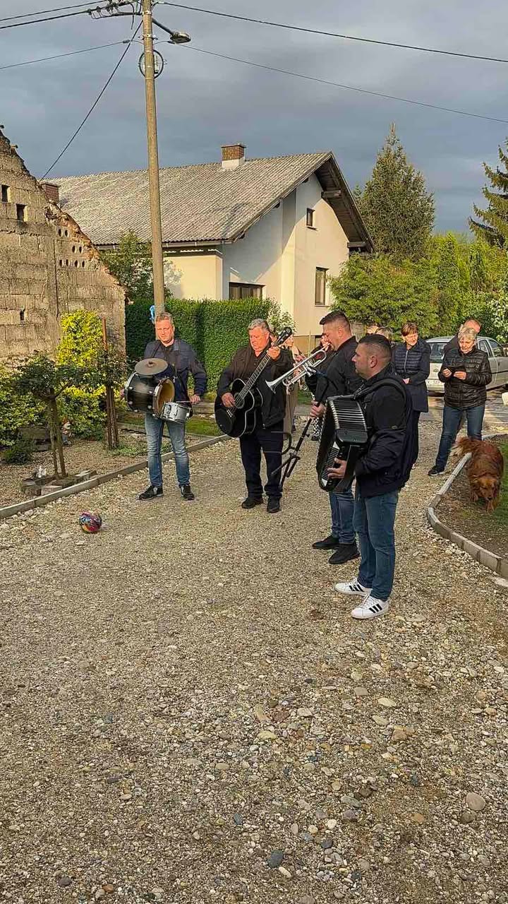 489729243_1346803776604482_465260724112459333_n