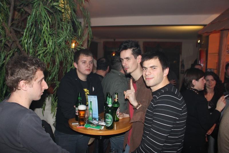 slika0029 Insomnia (Petak i subota, 22. i 23.2.2013 – Gloria Band)