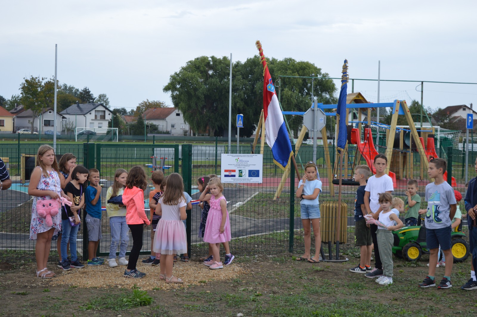 Veselje na licima najmlađih: U Draškovcu otvoreno dječje igralište Zelenišće