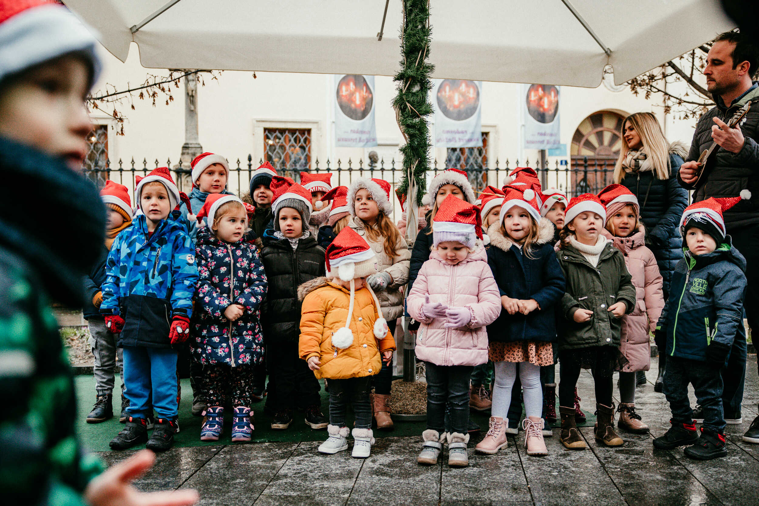 Niti loše vrijeme nije umanjilo radost koju donose brojni programi čakovečkog Adventa