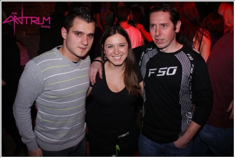 slika0025 Antrum (Subota, 5.1.2013.) slika0025 Antrum (Subota, 5.1.2013.)