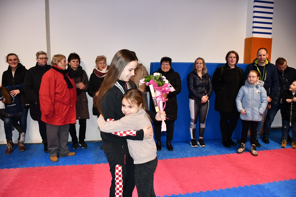 Brončana karatistica Aida Trstenjak dočekana u Maloj Subotici!