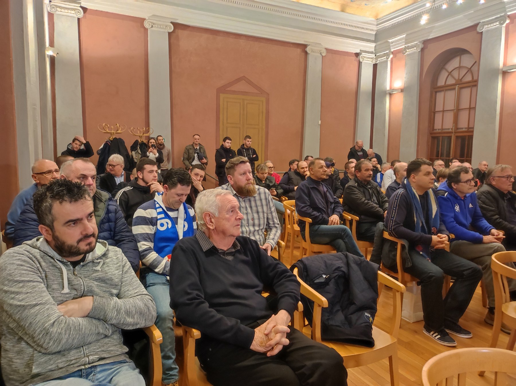 U Čakovcu predstavljena biografija Velimira Zajeca, legende zagrebačkog Dinama