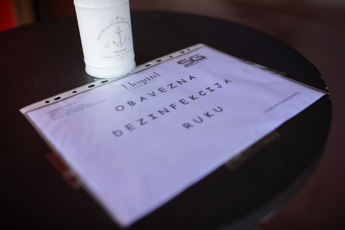 Kako rade frizeri u doba korone? Mateja Sedmak: ‘Bez maske nema šišanja’