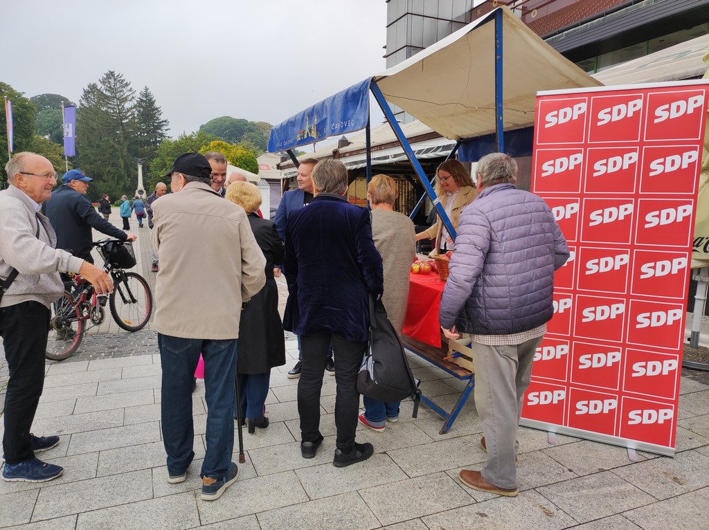 FORUM SENIORA SDP-A Osobe treće životne dobi ne smiju biti marginalizirane, izolirane i zaboravljene!