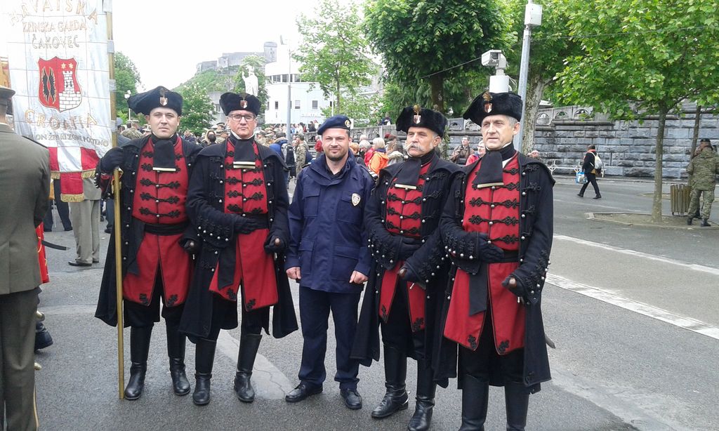 20160519095730630650