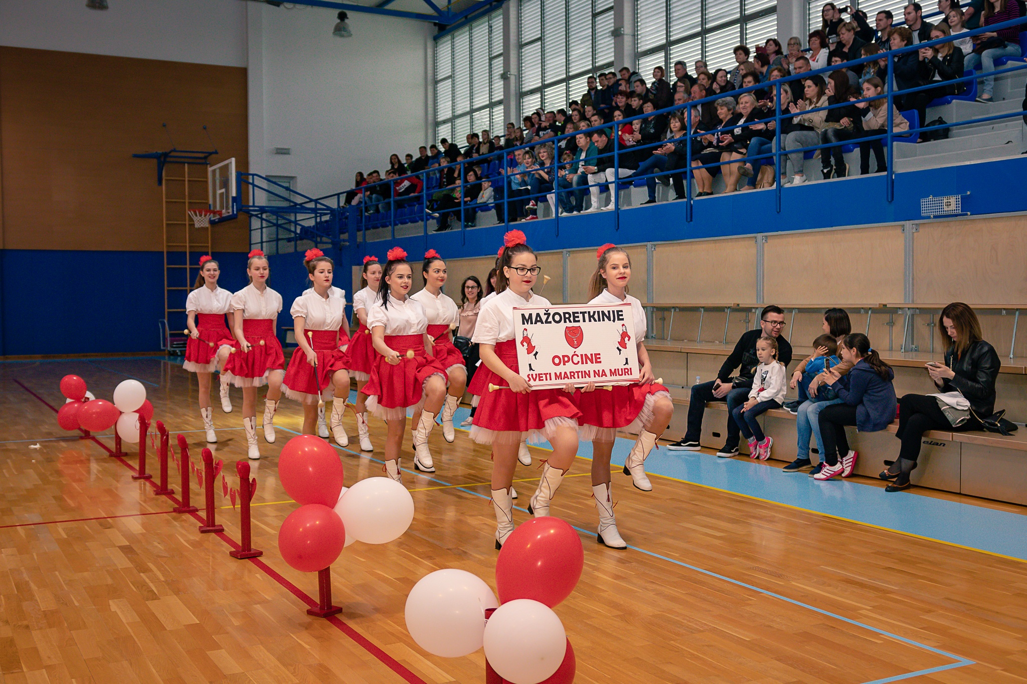 Mažoret show u Kotoribi