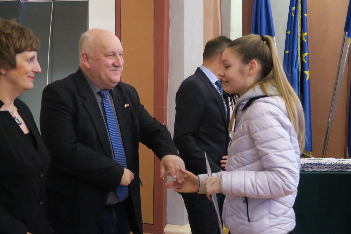 U zgradi Scheier u Čakovcu dodijeljene učeničke stipendije djeci hrvatskih branitelja