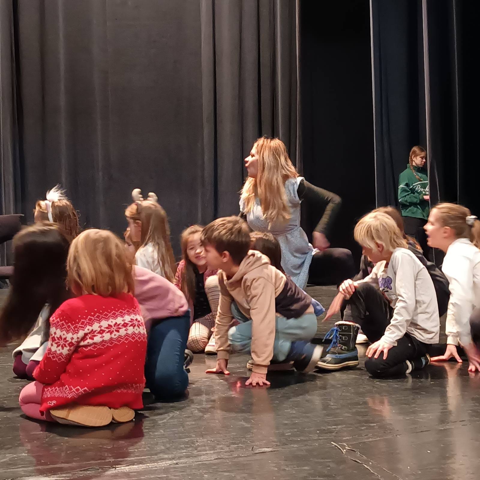 VELIKI ROĐENDAN Dramski studio ‘Dada’ ove godine slavi 20 godina rada uz premijeru predstave ‘Petar Pan’ VELIKI ROĐENDAN Dramski studio ‘Dada’ ove godine slavi 20 godina rada uz premijeru predstave ‘Petar Pan’