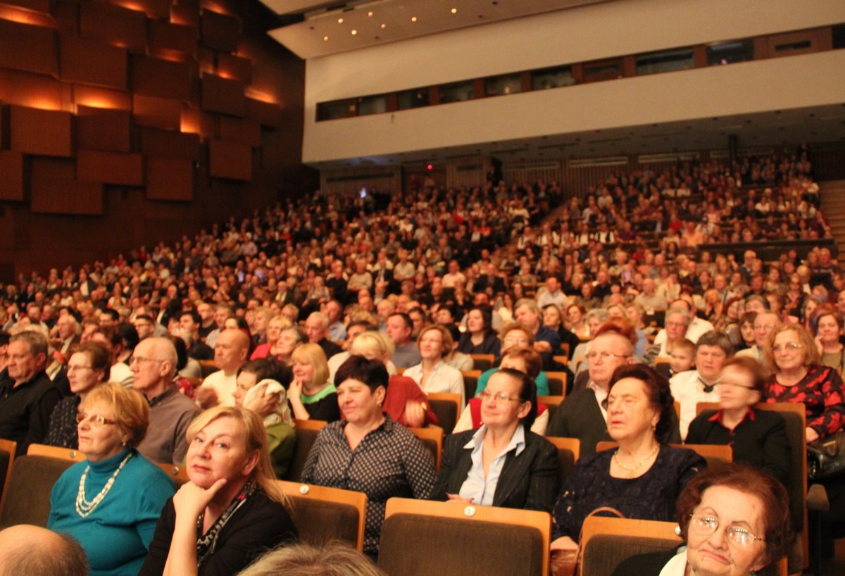 Kajkavci u Lisinskom