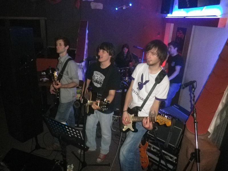 slika0029 Insomnia (Petak, 17.5.2013 – Promjena Music Band)