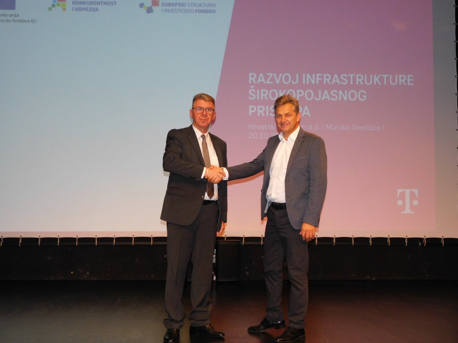 ŠIROKOPOJASNI INTERNET Uskoro dostupan na području Murskog Središća i osam susjednih općina ŠIROKOPOJASNI INTERNET Uskoro dostupan na području Murskog Središća i osam susjednih općina