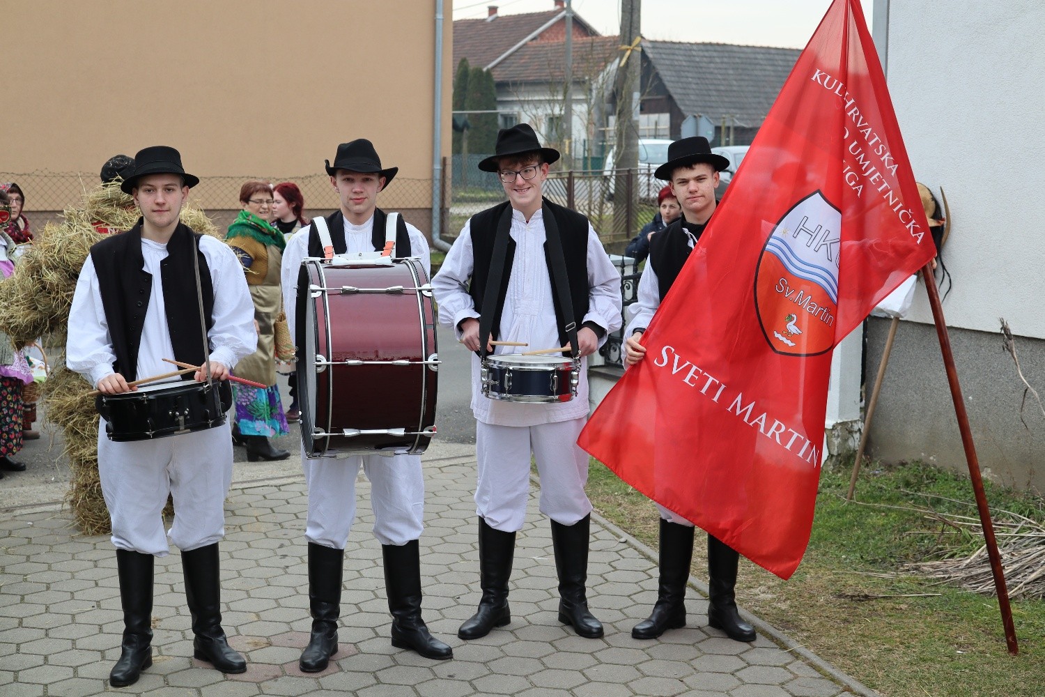 Fašenjska povorka od Marofa preko Žabnika, Vrhovljana do centra Svetog Martina na Muri!