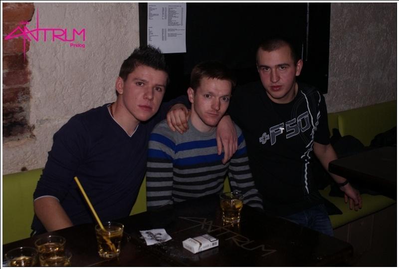 slika0016 Antrum (Subota, 12.1.2013.) slika0016 Antrum (Subota, 12.1.2013.)