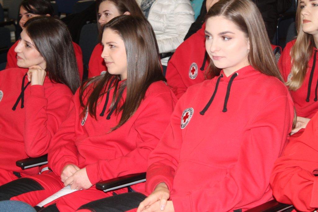 Crveni križ Čakovec: Dvadeset mladih osposobljeno za nedaće