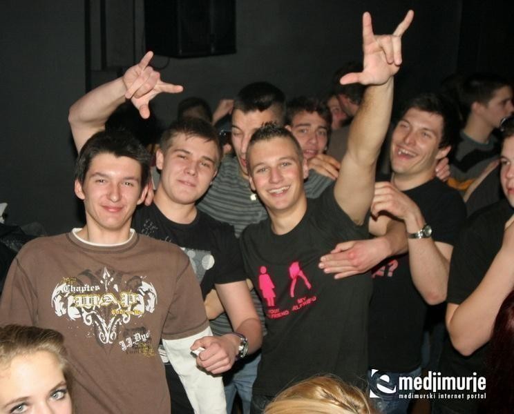 slika0032 Arcus (Subota, 21.4.2012) slika0032 Arcus (Subota, 21.4.2012)