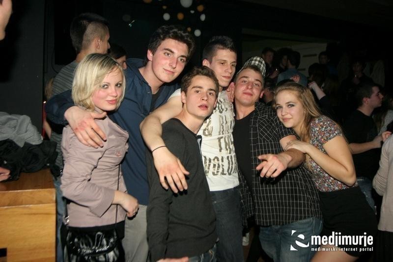 slika0022 Arcus (Subota, 21.4.2012) slika0022 Arcus (Subota, 21.4.2012)