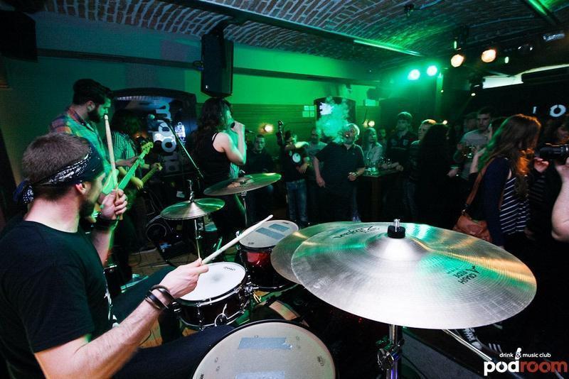 slika0014 Podroom (Petak, 12.4.2013 – Žanamari & J Animals)