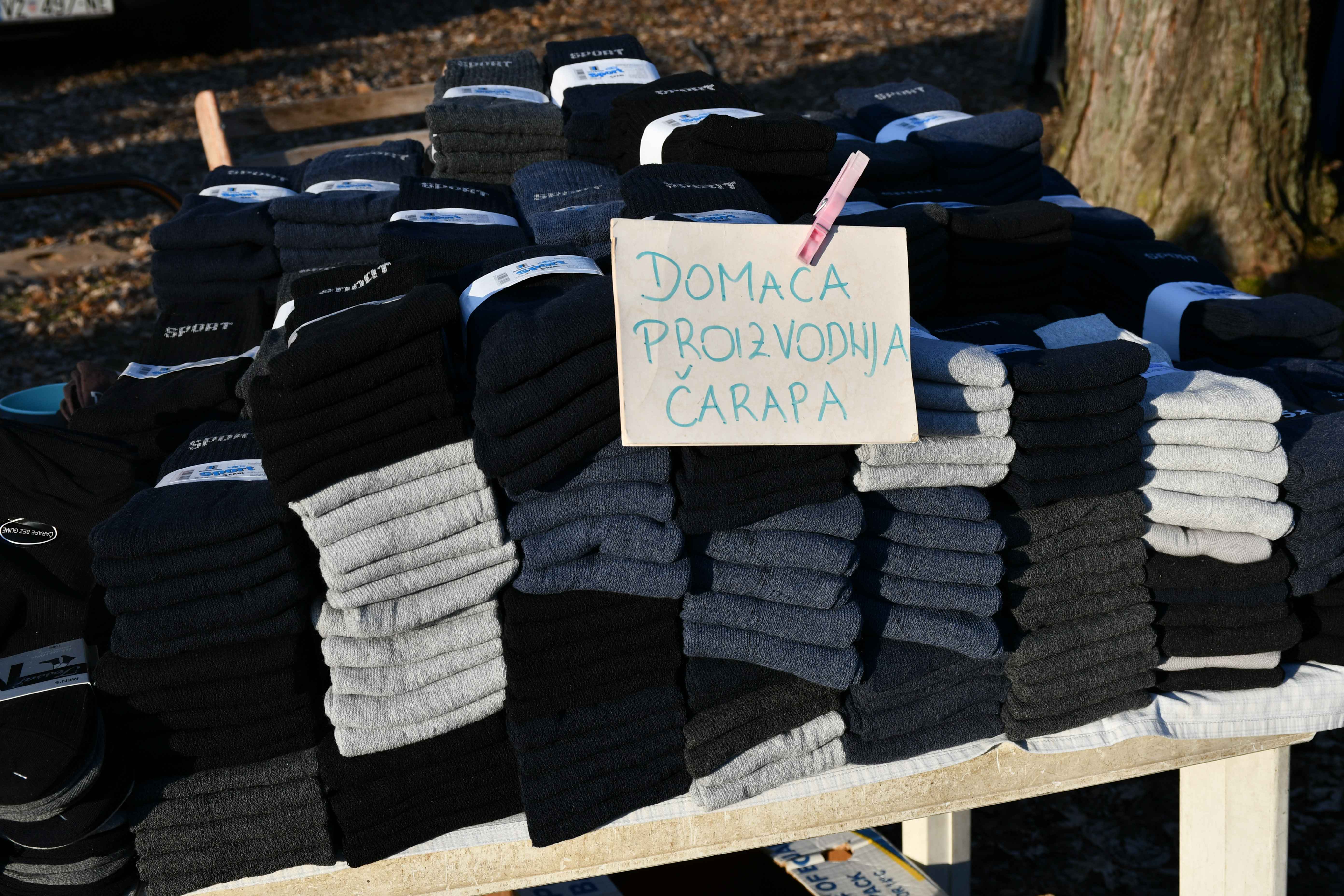 ZUBATO SUNCE Bogata ponuda voća i povrća na čakovečkom sajmu, a zaigrao se i šah!