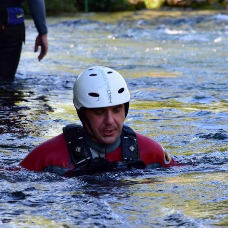DANIEL VINKO Profesionalni vozač/medicinski tehničar uspješno upravlja sanitetskim prijevozom Međimurja DANIEL VINKO Profesionalni vozač/medicinski tehničar uspješno upravlja sanitetskim prijevozom Međimurja