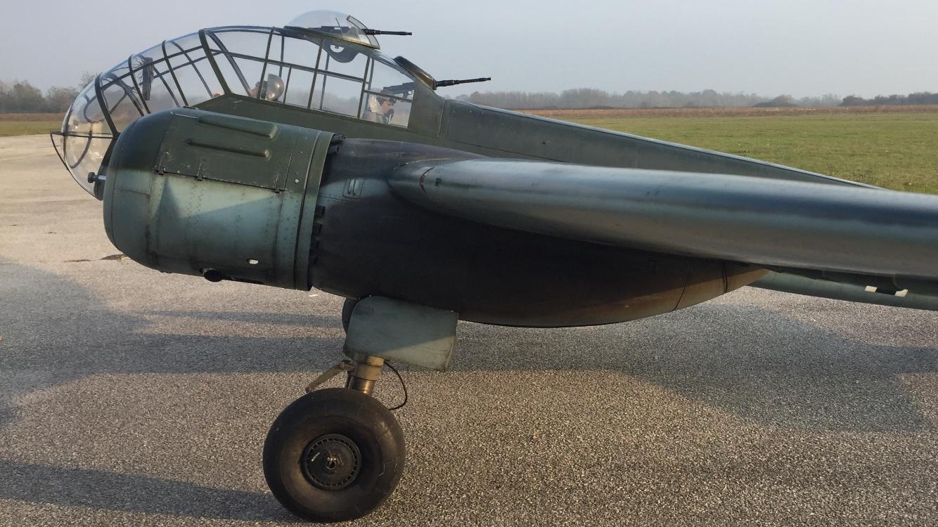 Njemački bombarder iz Drugog svjetskog rata na nebu iznad Čakovca