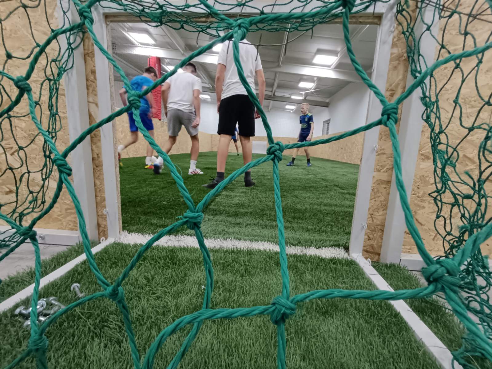 U Kotoribi se može zaigrati popularni cageball – nogomet u kavezu