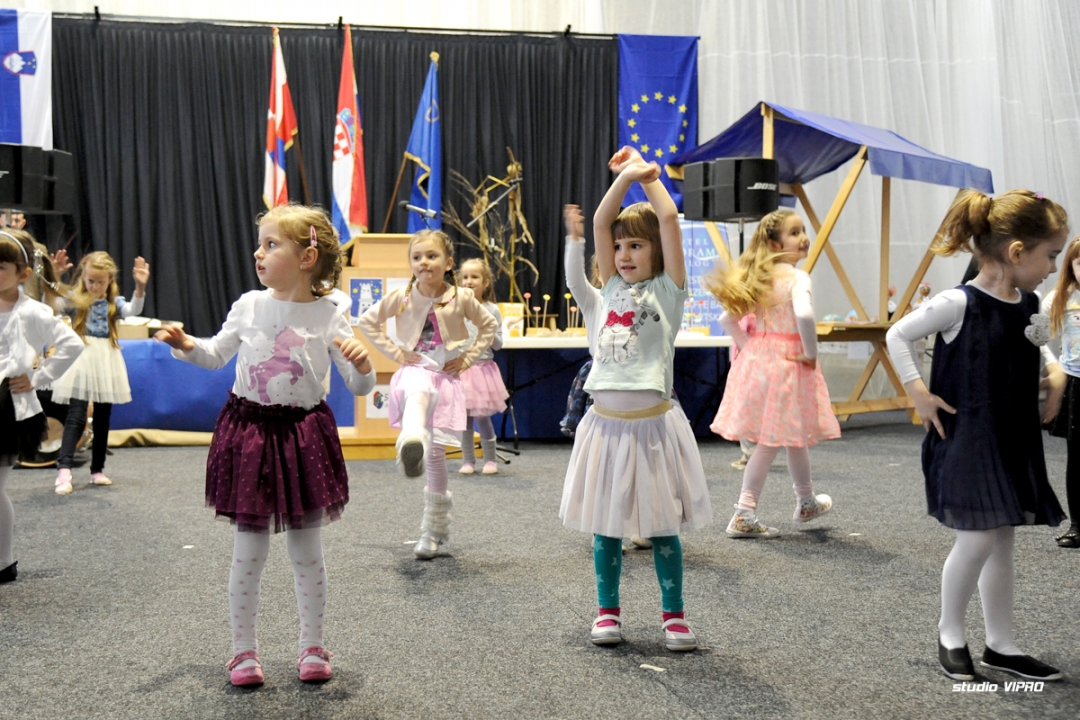 277711359dsc020190791