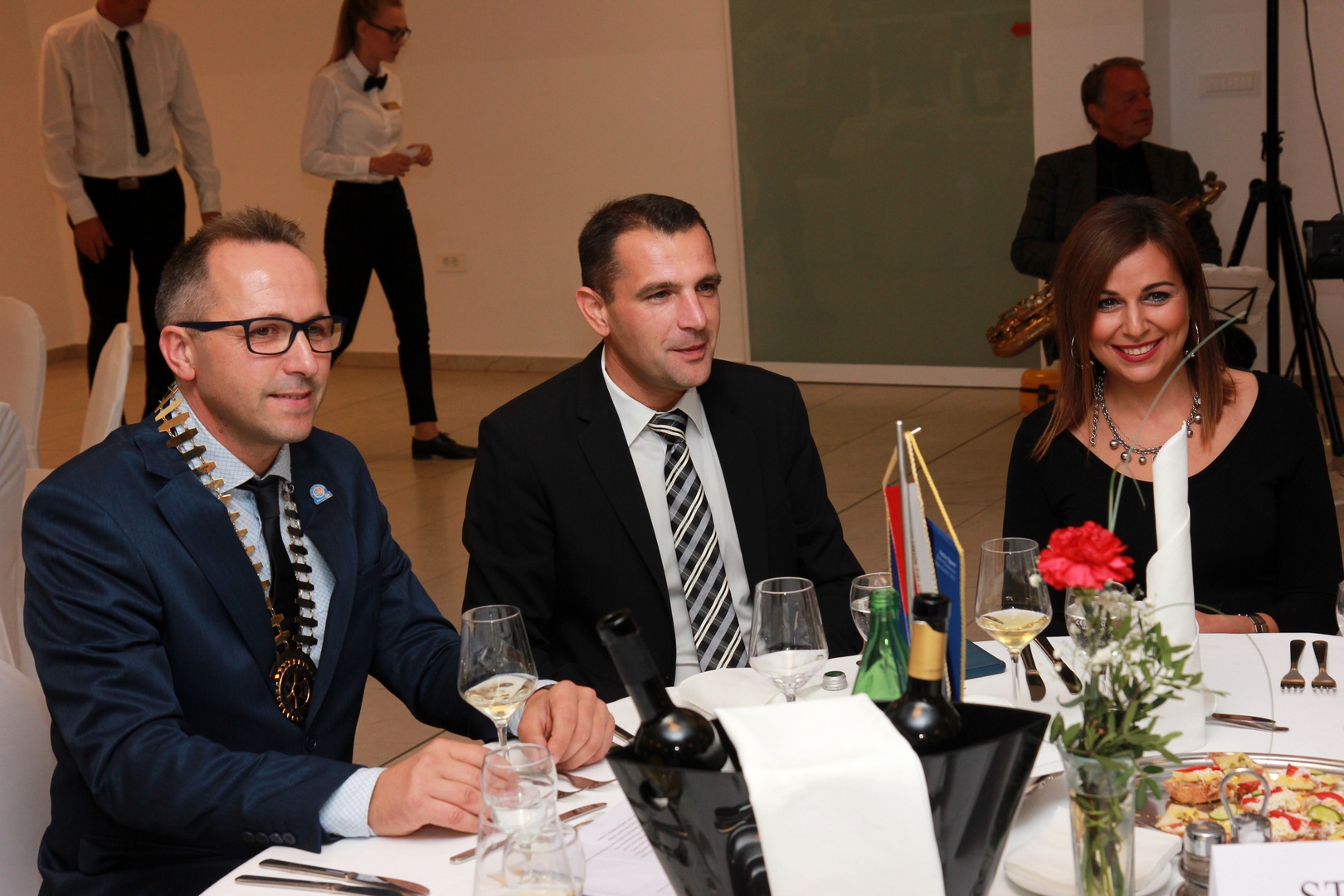 Humanitarna aukcija vina Rotary cluba Čakovec za opremanje laboratorija robotike Tehničke škole u Čakovcu