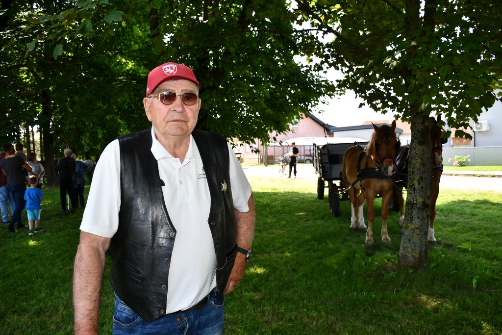 VIDEO I FOTO Međunarodno konjičko druženje okupilo brojne uzgajivače konja iz SZ Hrvatske te Slovenije i Austrije