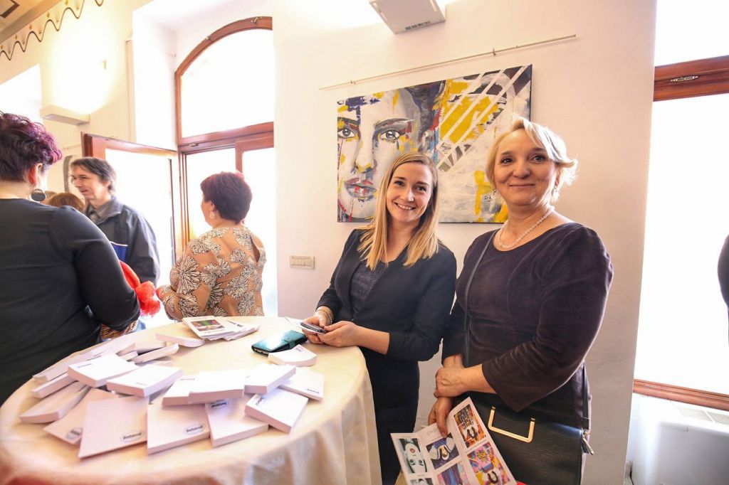 2951425310214618755639542181671