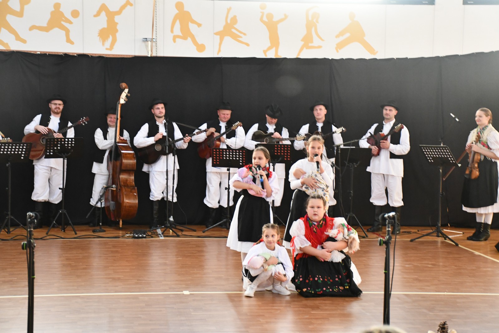 ČUVARI TRADICIJE Godišnja priredba KUD-a Belica