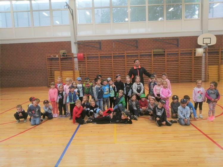 Mališani Dječjeg vrtića ‘Smješko’ posjetili policiju