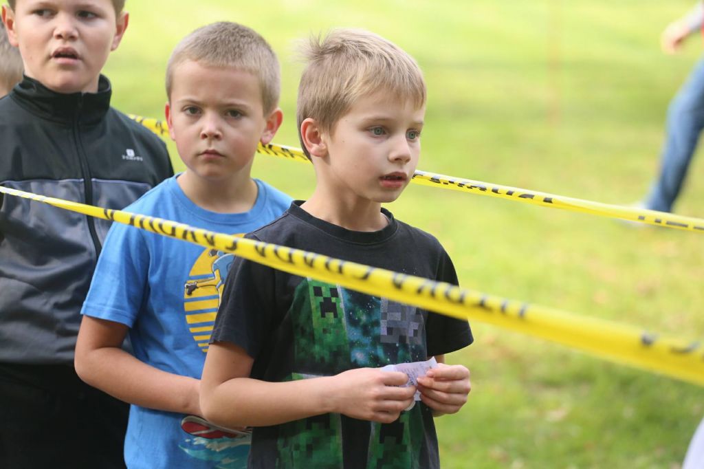 2275101010213284886133638212803