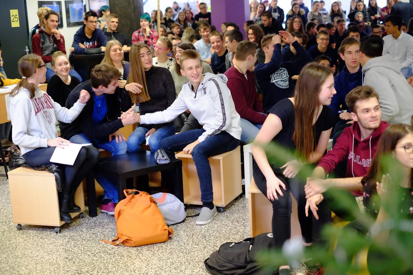 Pub kviz u Gimnaziji uz Moranu Zibar, lovkinju iz popularne Potjere