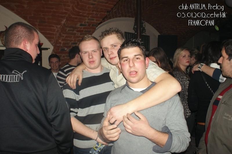 slika0006 Antrum (Četvrtak, 5.1.2012) slika0006 Antrum (Četvrtak, 5.1.2012)