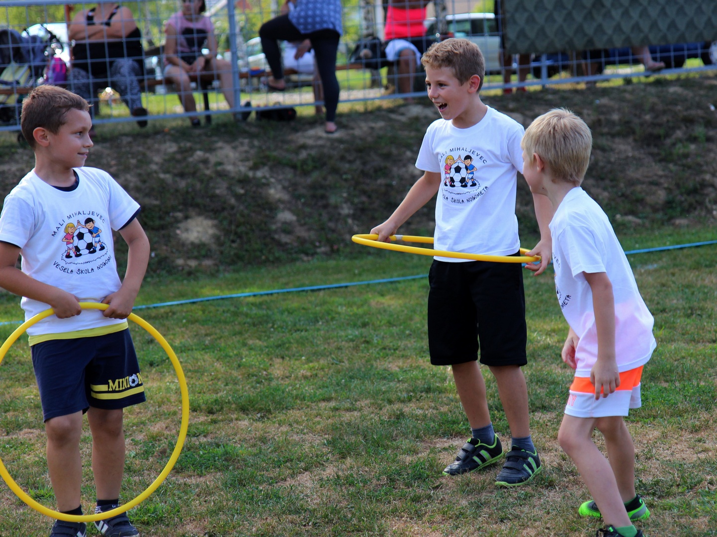 Vesela škola nogometa u Malom Mihaljevcu