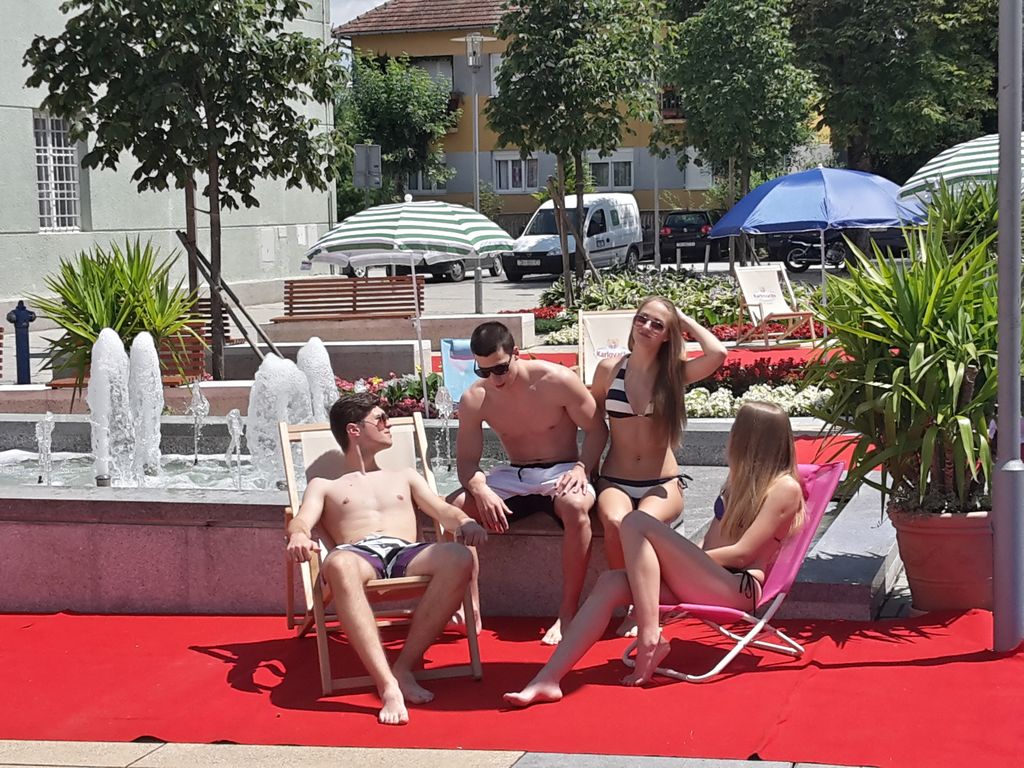 29841235520150625122945richtone