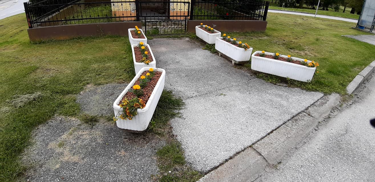 Članice udruge Brest cvijećem ukrasile svoj Podbrest